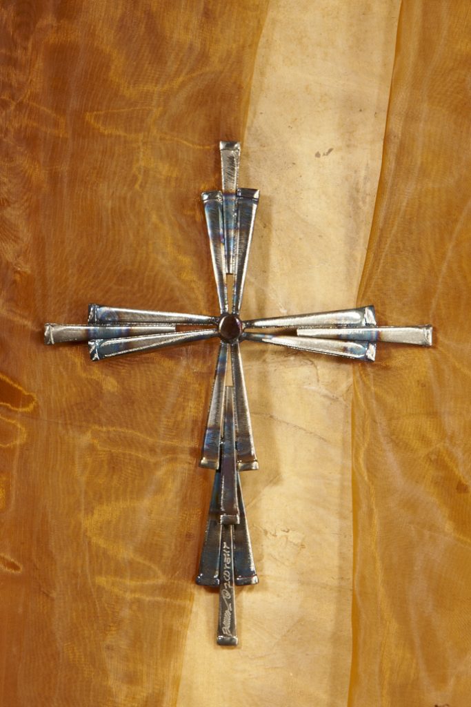 15 Nail Cross